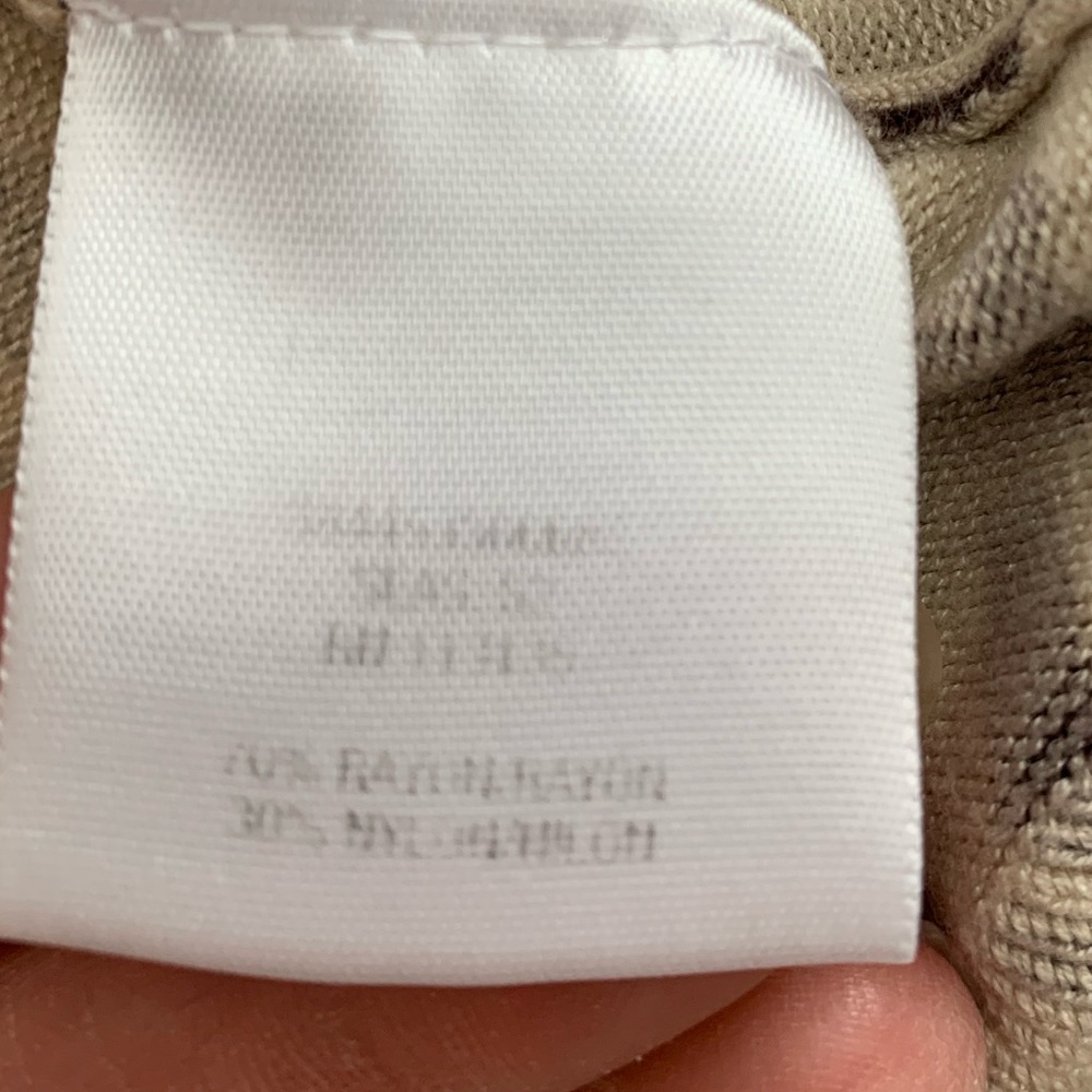 Covington Leopard Print Women's Cardigan - Picture 8 of 16